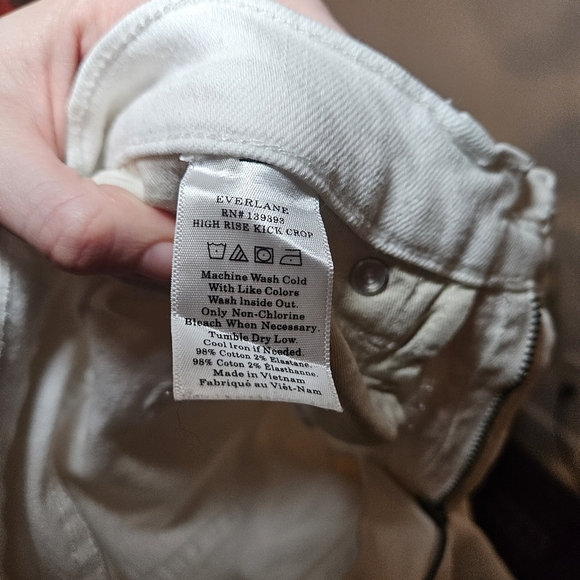 Everlane White High-Rise Kick Crop Jeans - Picture 10 of 10